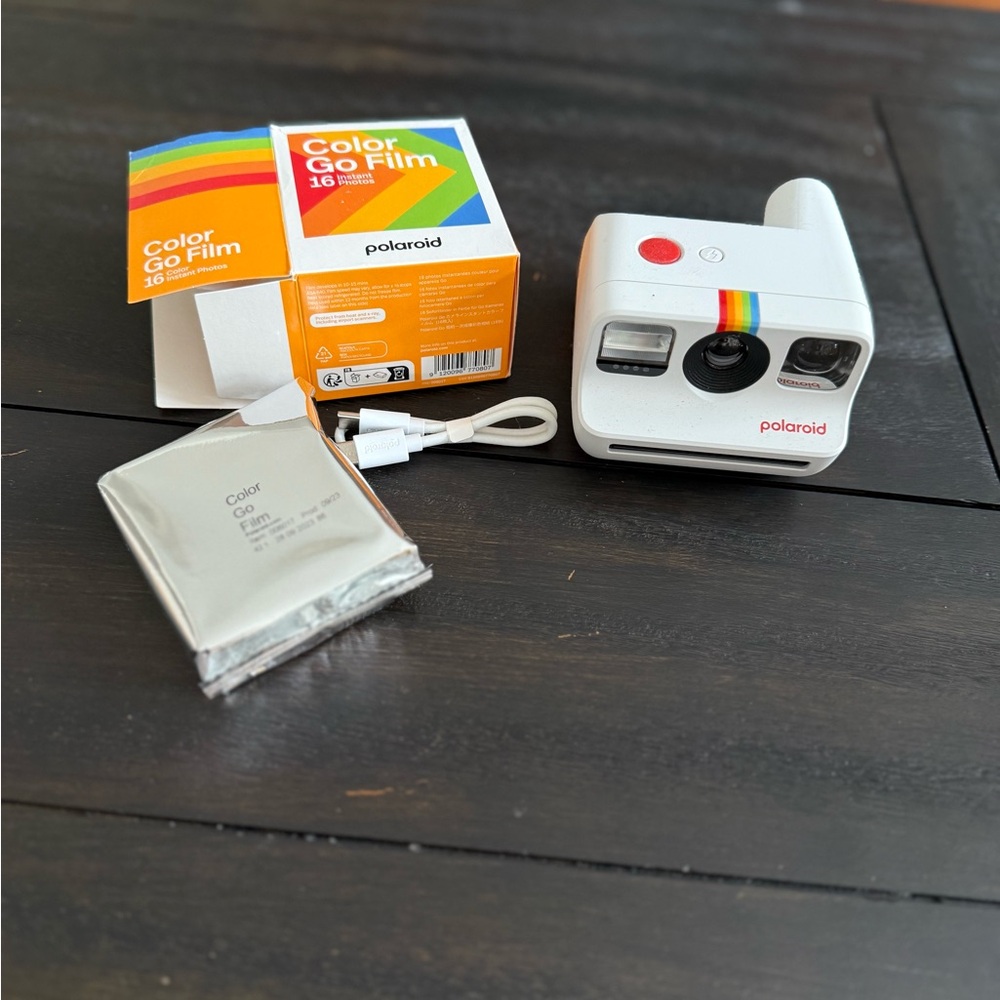 Polaroid White Instant Camera